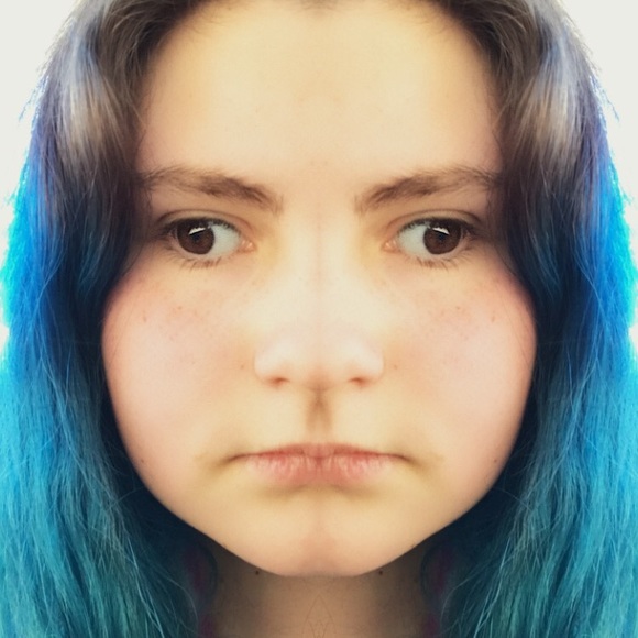 Meet your Posher, Hannah - Picture 1 of 1